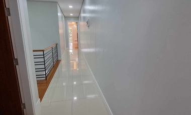 Elegant Ready for Occupancy Townhouse for sale in Mapayapa Village Commonwealth Quezon City