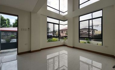 3 Storey House and Lot for sale in Vista Real Village Commonwealth Quezon City