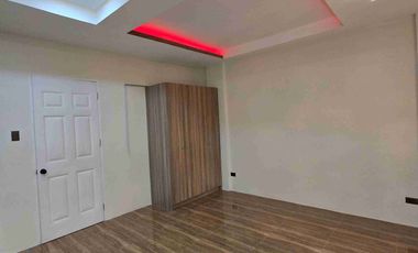 Semi Furnished Townhouse for sale in Project 8 Quezon City EDSA Congressional