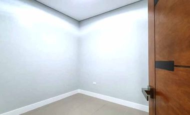 Elegant Semi Furnished Townhouse for sale in Teachers Village Diliman Quezon City Ateneo UP Cubao