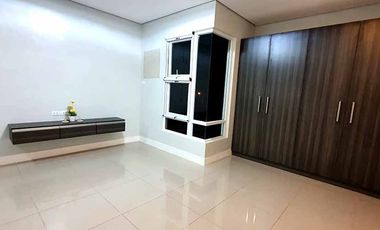 Elegant Semi Furnished Townhouse for sale in Teachers Village Diliman Quezon City Ateneo UP Cubao