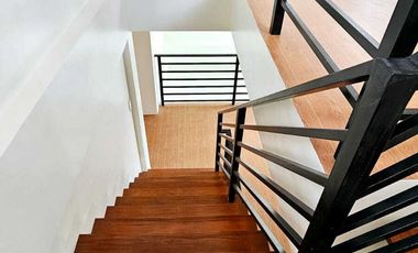 3-Storey 5-Bedroom House & Lot in Taytay