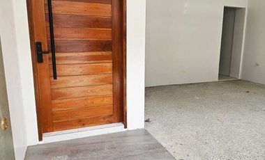 3-Storey 5-Bedroom House & Lot in Taytay