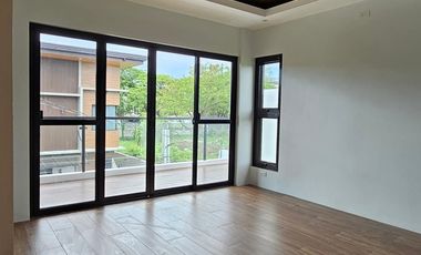 5-Bedroom Single-Attached House & Lot in Taytay