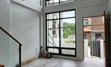 5-Bedroom Single-Attached House & Lot in Taytay