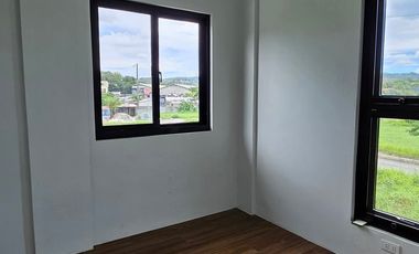 5-Bedroom Single-Attached House & Lot in Taytay