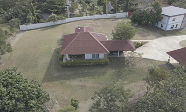 House and Lot Beachside Community