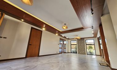 RUSH SALE! BF HEVA - BF Paranaque Luxurious Home For Sale - Newly Built