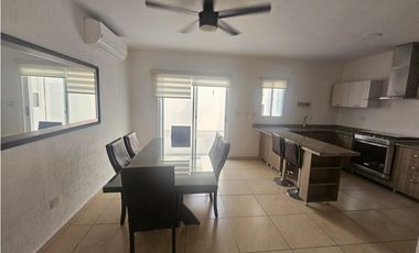 Casa en Venta, Jardines del Sur 4 Cancún