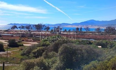 Casa en Venta en a pasos de hotel pichidangui