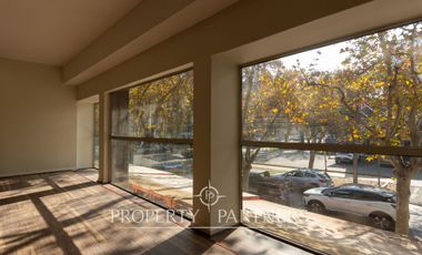 Oficinas con excelente conectividad y gran espacio abierto en Ñuñoa