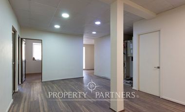 Oficinas con excelente conectividad y gran espacio abierto en Ñuñoa
