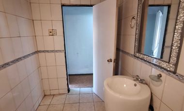 Casa en venta en LA GRANJA