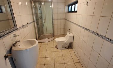 Casa en venta en LA GRANJA