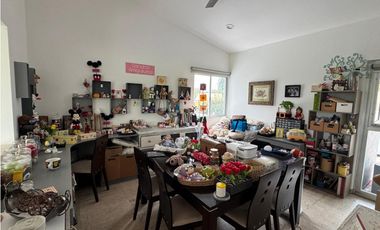 RESIDENCIA EN VENTA EN PARASO COUNTRY CLUB, MORELOS
