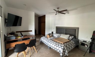 RESIDENCIA EN VENTA EN PARASO COUNTRY CLUB, MORELOS