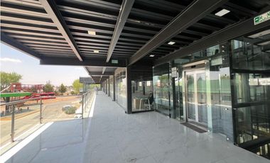 Renta de Locales Comerciales en Plaza Encuentro Tulipanes