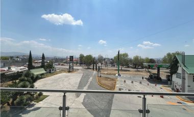 Renta de Locales Comerciales en Plaza Encuentro Tulipanes