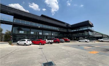 Renta de Locales Comerciales en Plaza Encuentro Tulipanes