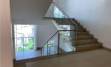 ARRIENDO APARTAMENTO AMOBLADO EN LOS ALPES COD 9055597