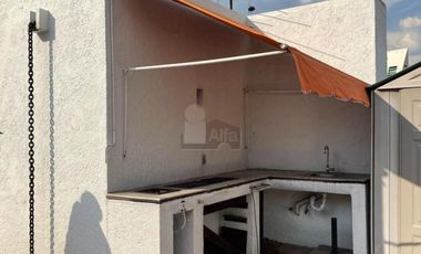 Casa en venta en cerrada, en Hacienda de las Palmas estilo Barragán, Huixquilucan Estado de México