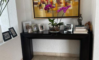 Casa en venta en cerrada, en Hacienda de las Palmas estilo Barragán, Huixquilucan Estado de México