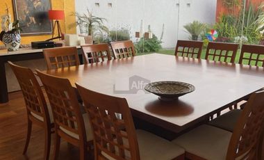 Casa en venta en cerrada, en Hacienda de las Palmas estilo Barragán, Huixquilucan Estado de México
