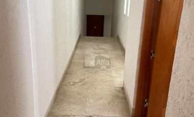 Casa en venta en cerrada, en Hacienda de las Palmas estilo Barragán, Huixquilucan Estado de México