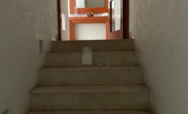 Casa en venta en cerrada, en Hacienda de las Palmas estilo Barragán, Huixquilucan Estado de México