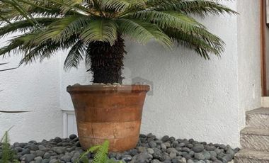 Casa en venta en cerrada, en Hacienda de las Palmas estilo Barragán, Huixquilucan Estado de México