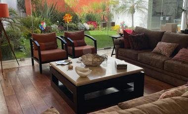Casa en venta en cerrada, en Hacienda de las Palmas estilo Barragán, Huixquilucan Estado de México