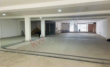Espacioso Local Comercial en arriendo en el Norte de Bogotá