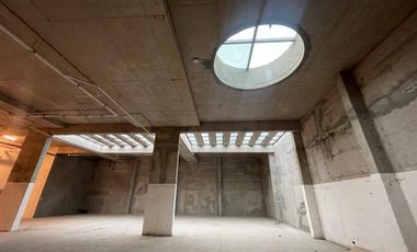 ARRIENDO Local en Subterráneo de 640 m2, Metro Inés de Suárez