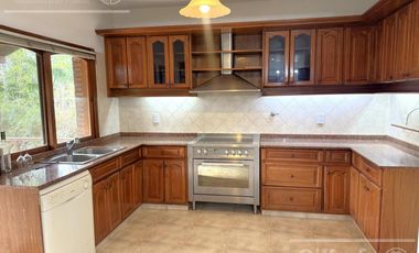 Casa en venta -Barrio Newfield Quilmes-Excelente ubicación