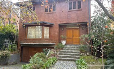 Casa en venta -Barrio Newfield Quilmes-Excelente ubicación