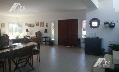 Increible Casa  en alquiler temporario!- Benavidez