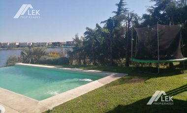 Increible Casa  en alquiler temporario!- Benavidez