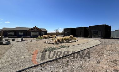 SITIO COMERCIAL CON CASAS NUEVAS Y MODULO VENTAS
