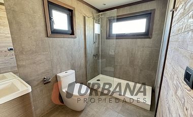 SITIO COMERCIAL CON CASAS NUEVAS Y MODULO VENTAS