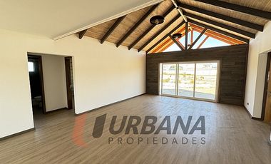SITIO COMERCIAL CON CASAS NUEVAS Y MODULO VENTAS