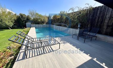 HERMOSA CASA MEDITERRANEA EN CONDOMINIO SEGURIDAD 24/7