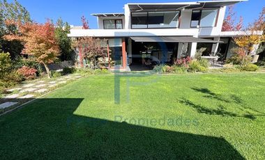 HERMOSA CASA MEDITERRANEA EN CONDOMINIO SEGURIDAD 24/7