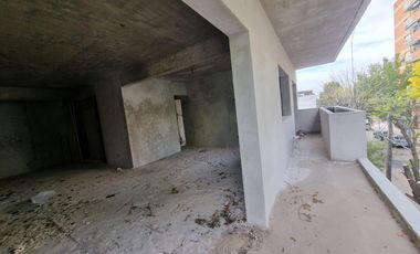 Departamento 3 ambientes en venta en San Fernando -Vias/Centro
