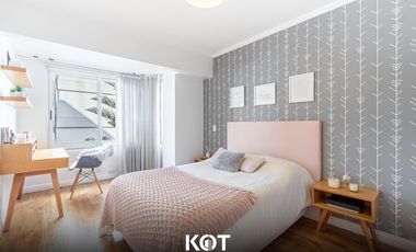 5 ambientes con dependencia y cochera doble. EN VENTA!