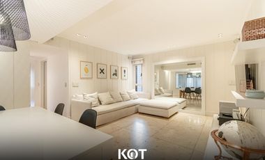 5 ambientes con dependencia y cochera doble. EN VENTA!