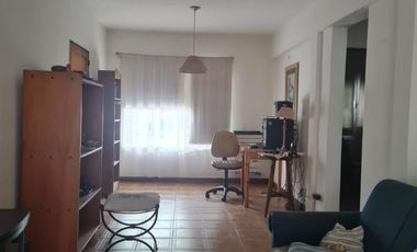 CASA EN VENTA EN CENTRO DE FERNADEZ ORO