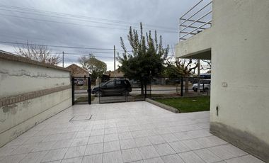 CASA EN VENTA EN CENTRO DE FERNADEZ ORO