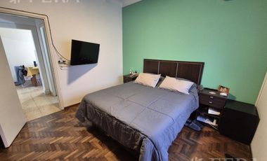 Venta casa 4 ambientes con cochera en Bernal