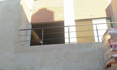 Depto 2 ambientes con cochera en venta - Lanús Este