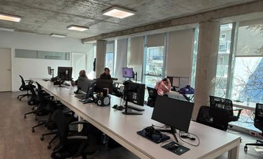 Alquiler Oficina en Palermo de 200m2 con 2 Cocheras